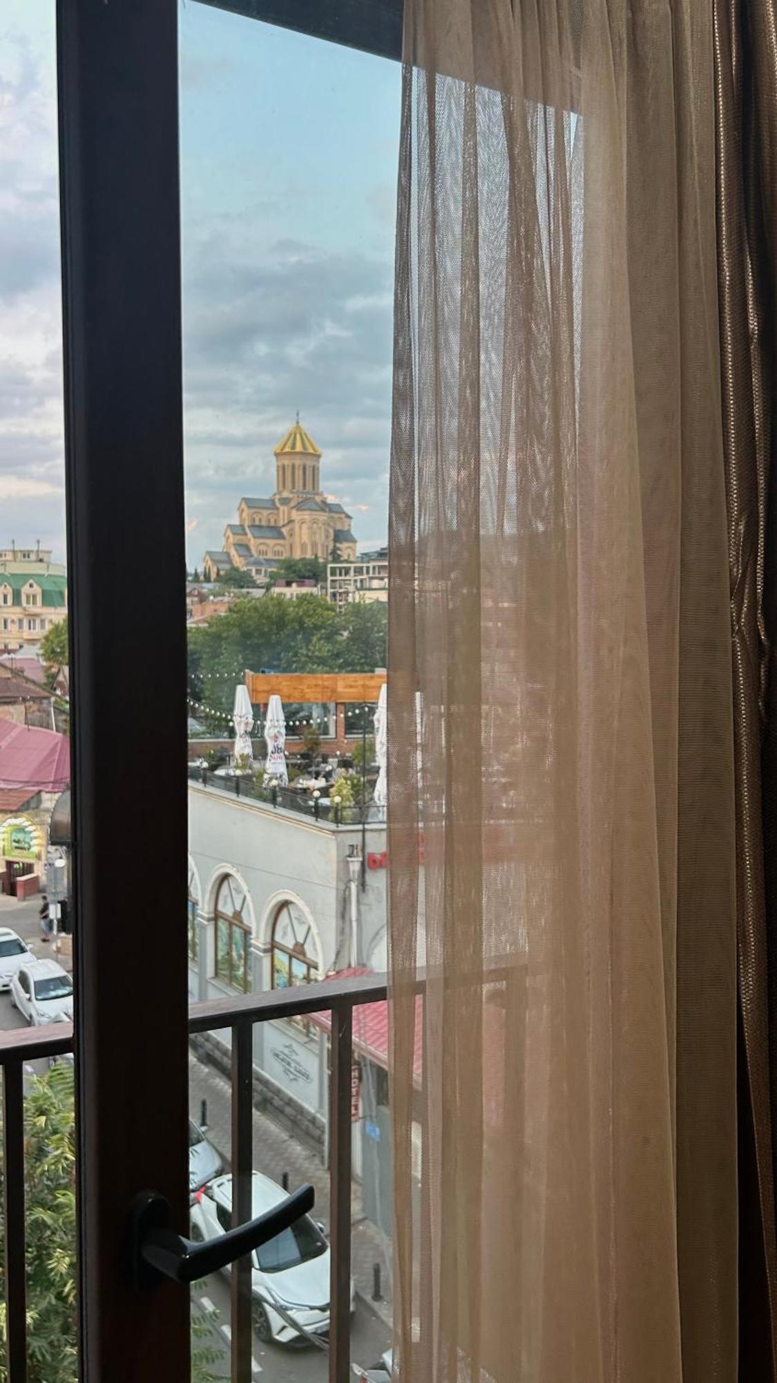 Hotel Tourist Tbilisi Eksteriør billede