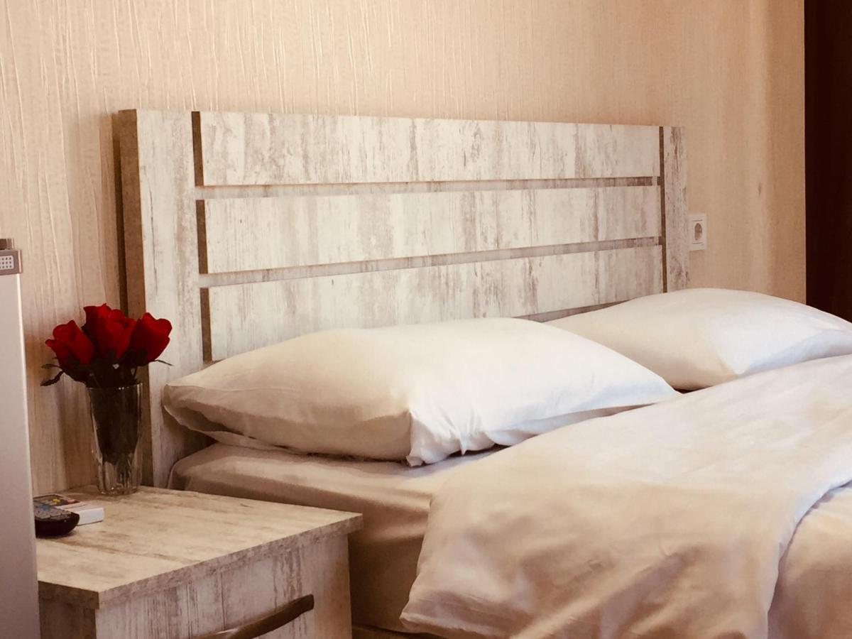 Hotel Tourist Tbilisi Eksteriør billede