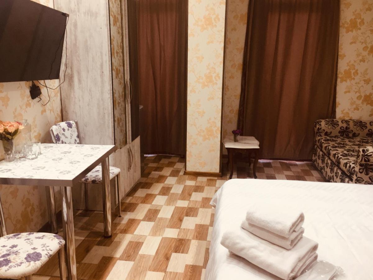 Hotel Tourist Tbilisi Eksteriør billede